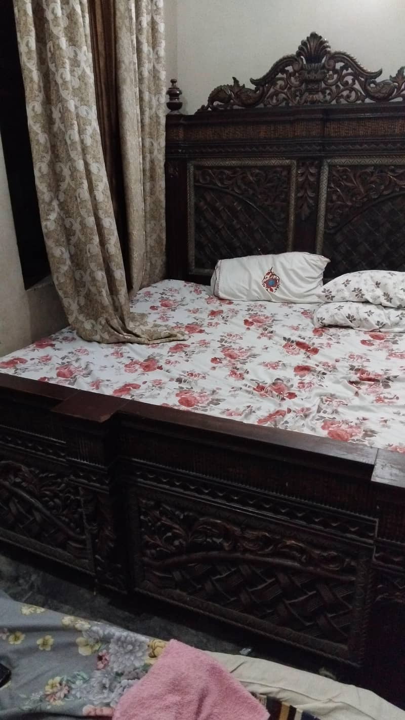 king size bed 2