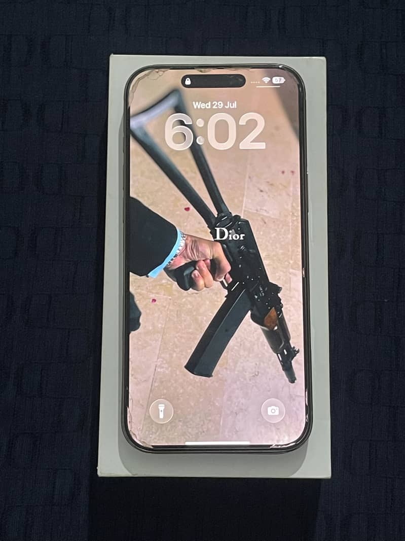 Apple iPhone 16 Pro Max 7