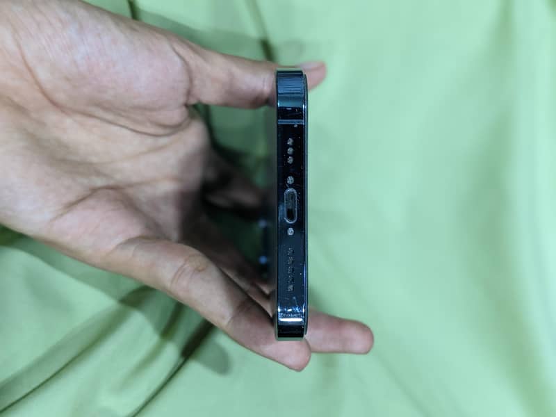 Apple iPhone 12 Pro 7