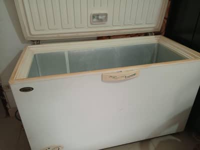 used freezer full size in good condition