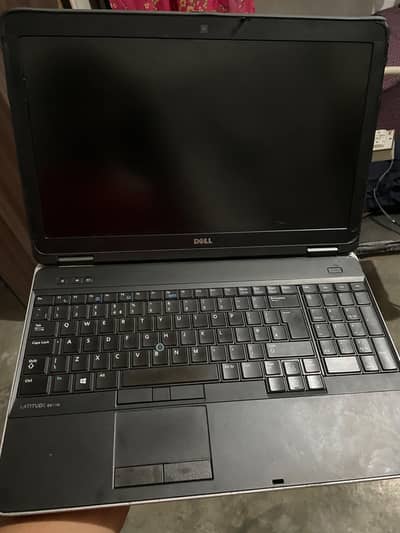Dell E6540 8gb ram 128SSD hard windows 11 working