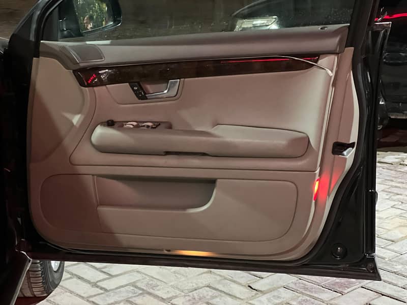 Audi A4 2003 9