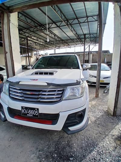 Toyota Hilux vigo champ thailand 2013
