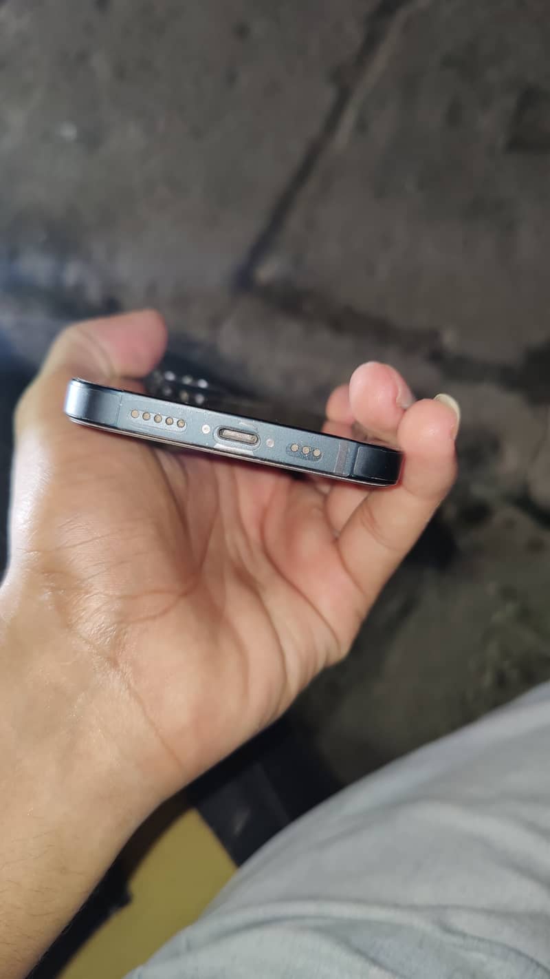 Apple iPhone 14 5