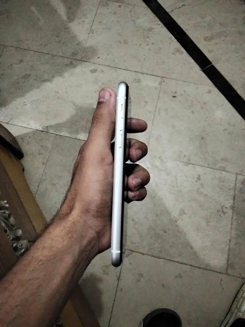 iphone 11 4