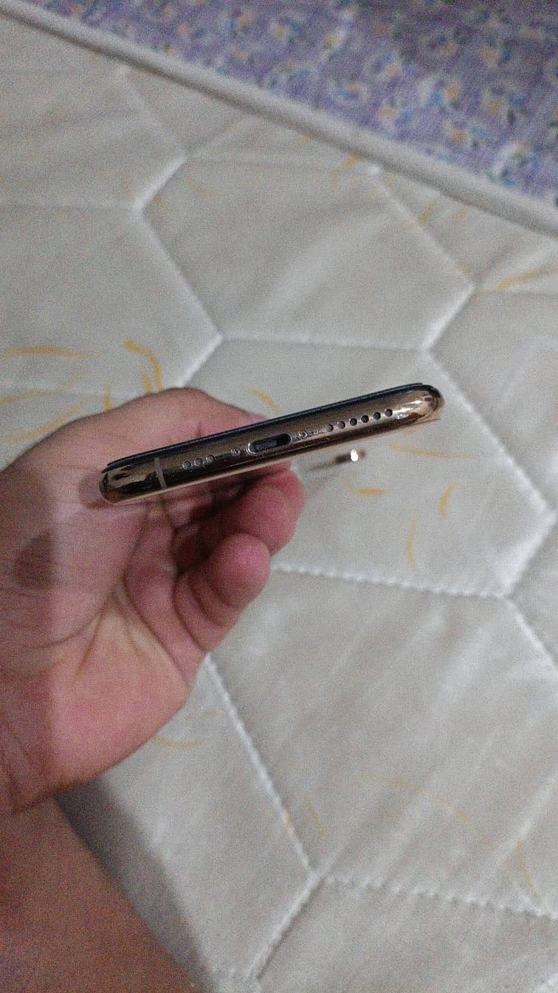Apple iPhone X 1