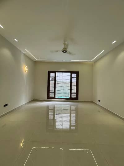 300 Square Yards House In DHA Phase 4 Is Best Option