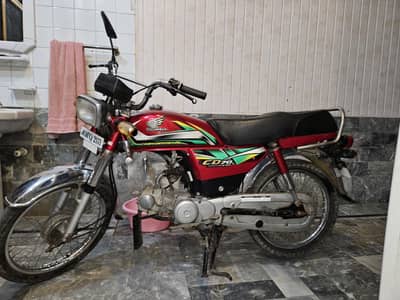 CD 70 bike ٹوٹل جنین