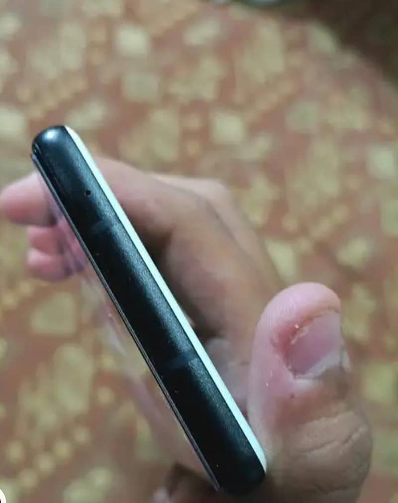 Google Pixel 6a 4