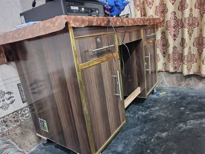 Ironstand #Computer table