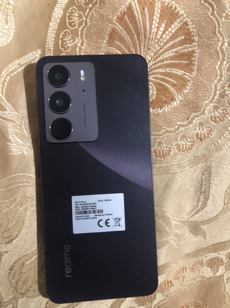 Realme C75 6