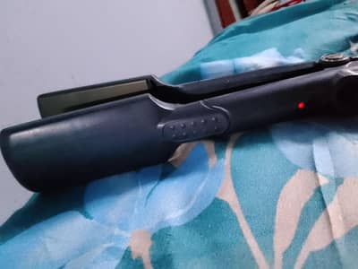 Framesi Hair Straightener | Heating Working