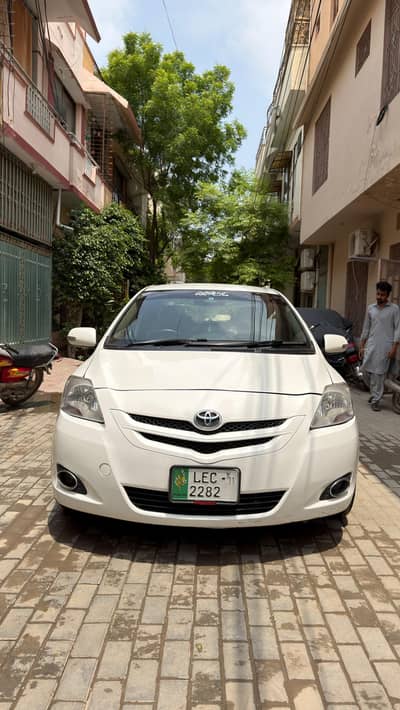 Toyota Belta 2011