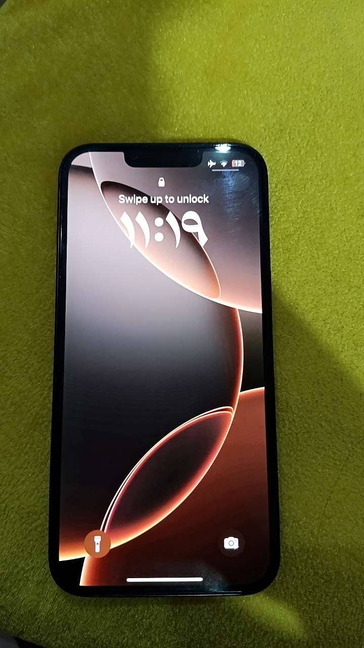 Apple iPhone 13 5