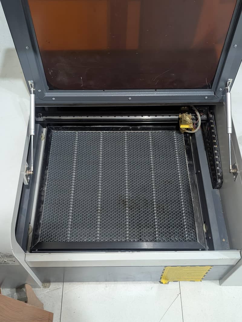 CO2 LASER MACHINE 50W 2