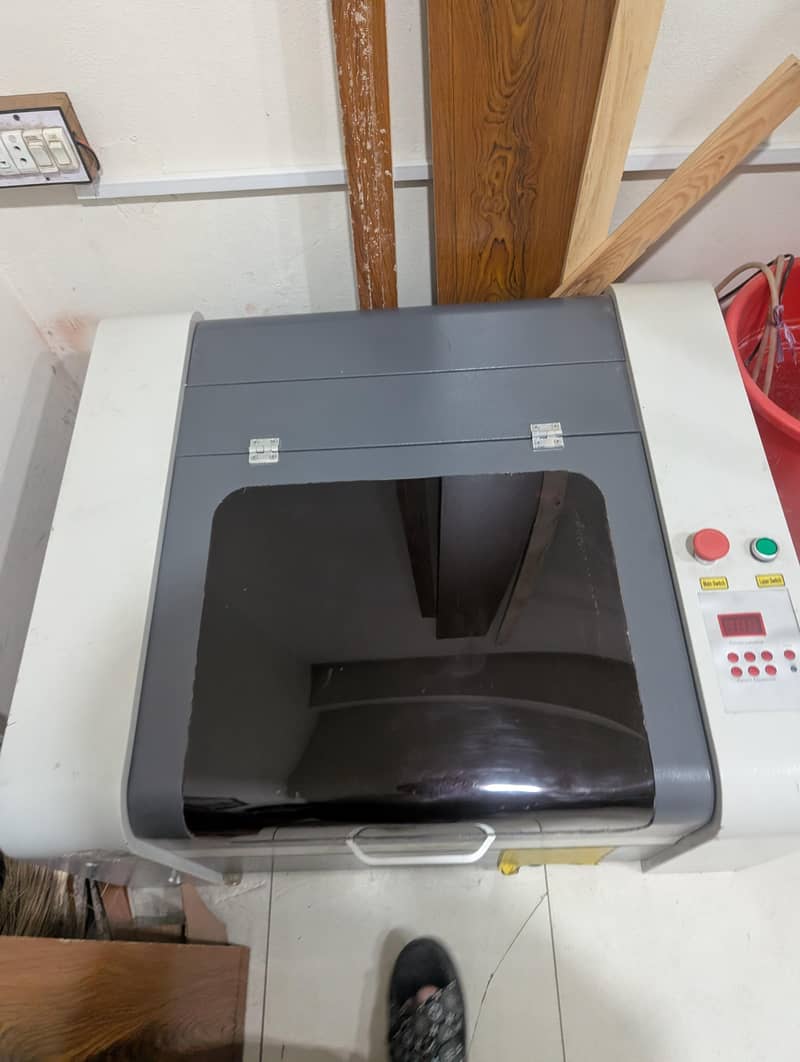 CO2 LASER MACHINE 50W 5