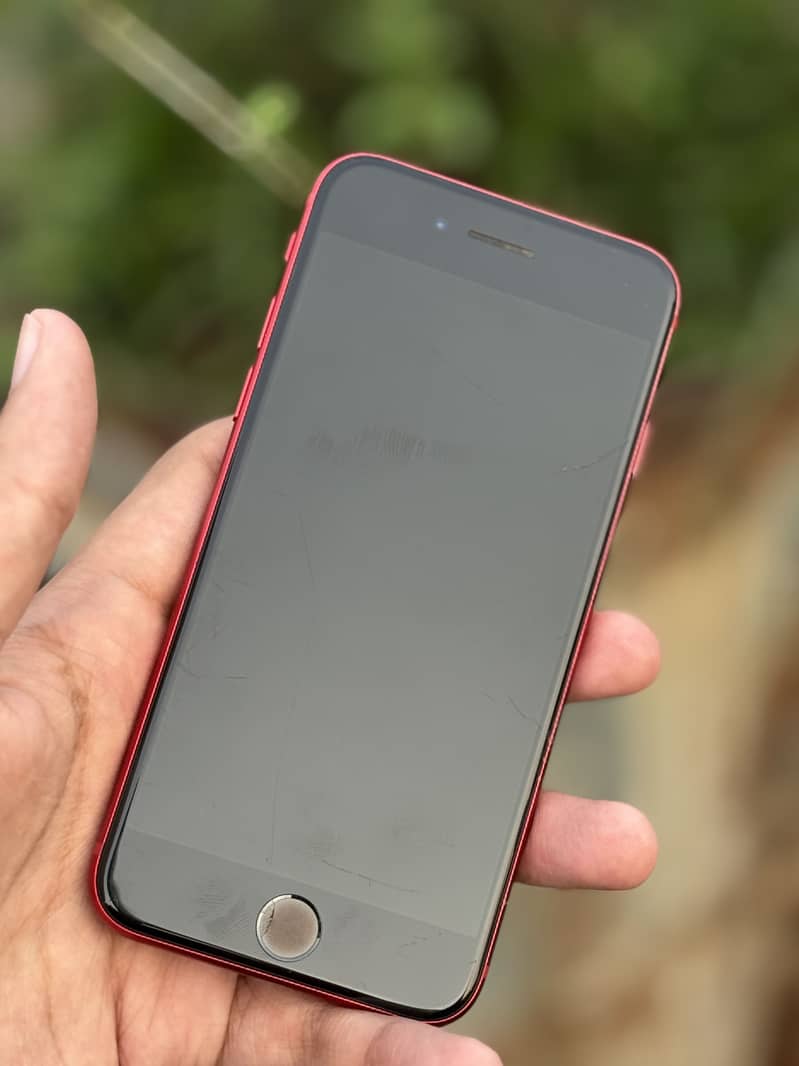 iPhone SE 2022 2