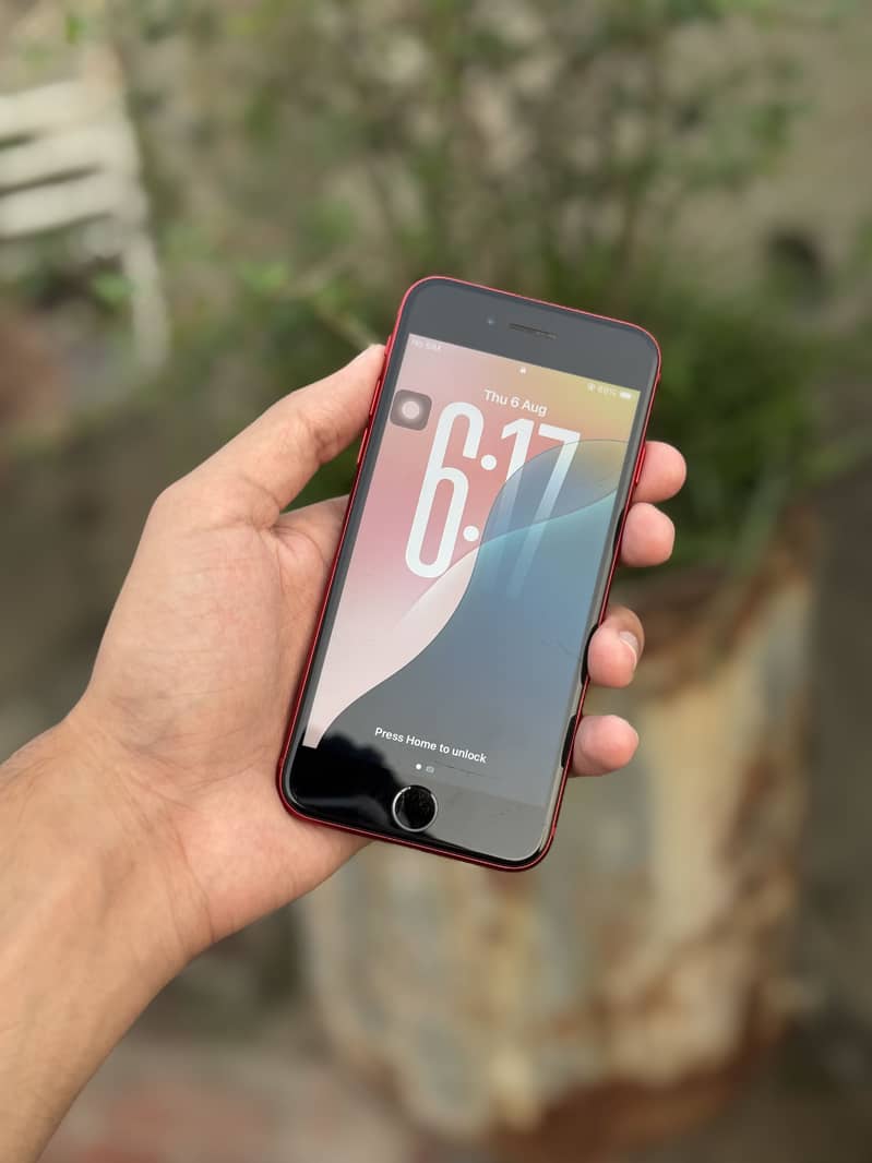 iPhone SE 2022 4