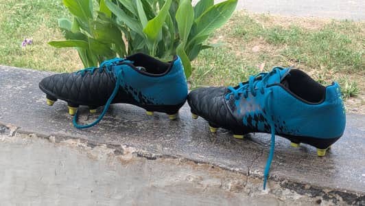 football shoes kit