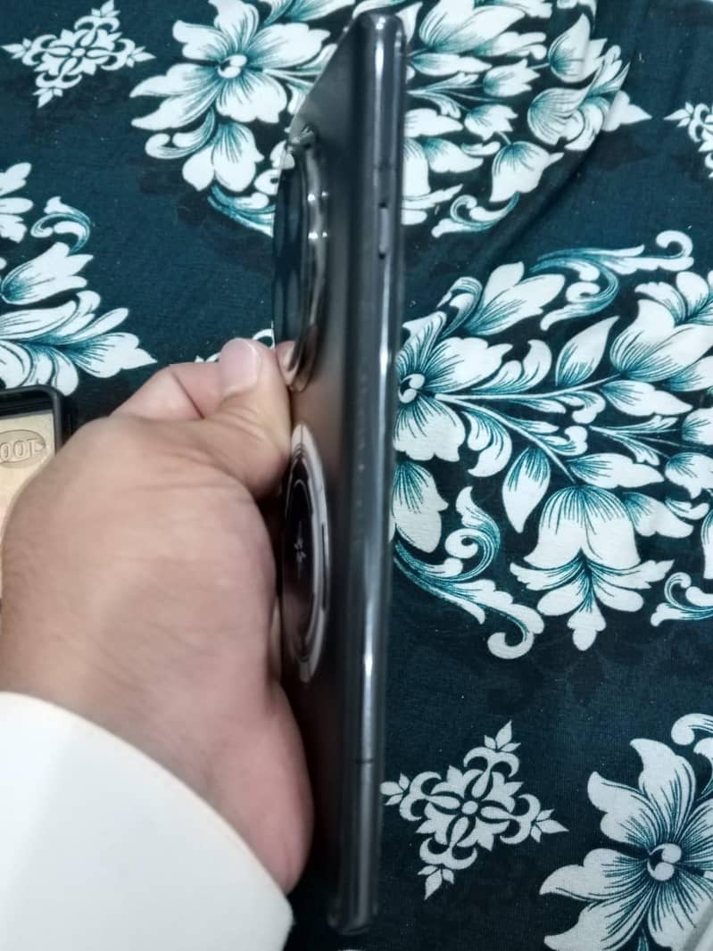 One Plus 12 4