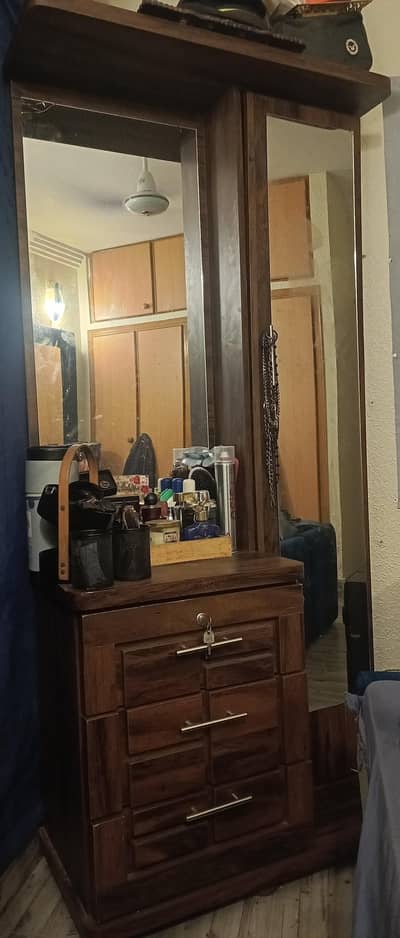 Dressing Table For Sale