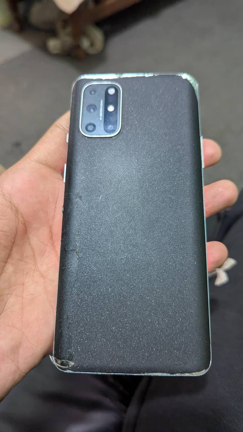 One Plus 8T 1