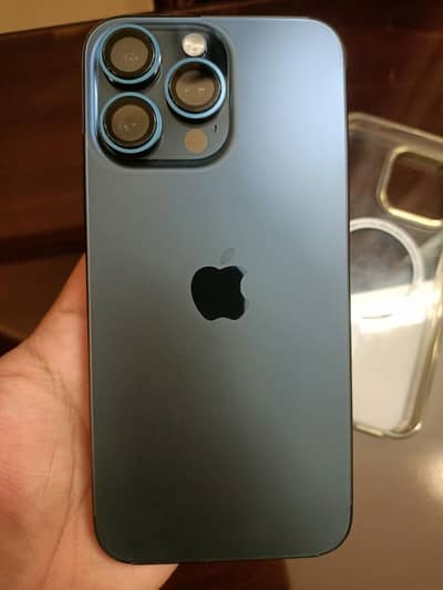 iPhone 15 Pro Max - 256GB - 98% Battery Health