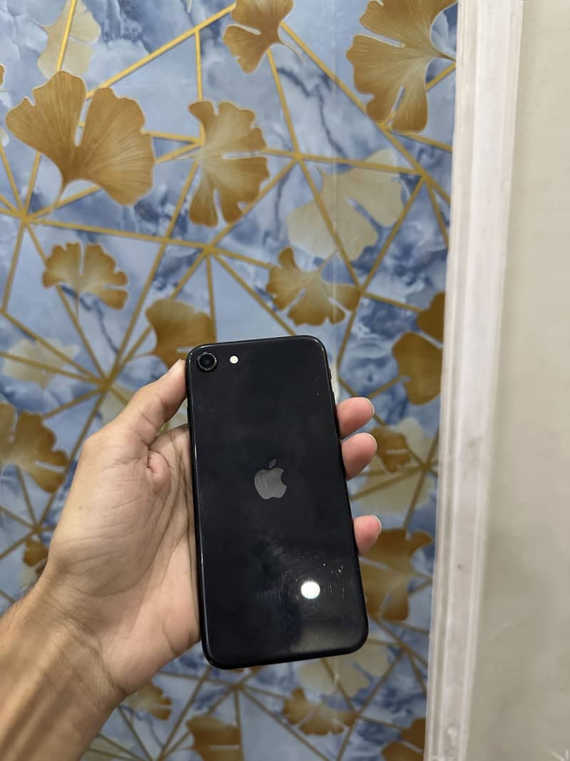 Apple iPhone SE 4