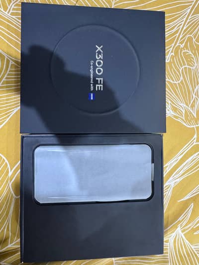 vivo x300fe green colour just box open