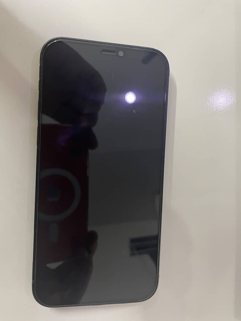 Apple iPhone 12 2