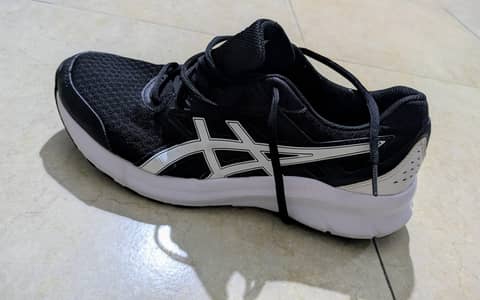 Asics  , runners , joggers new in 10/10 condition