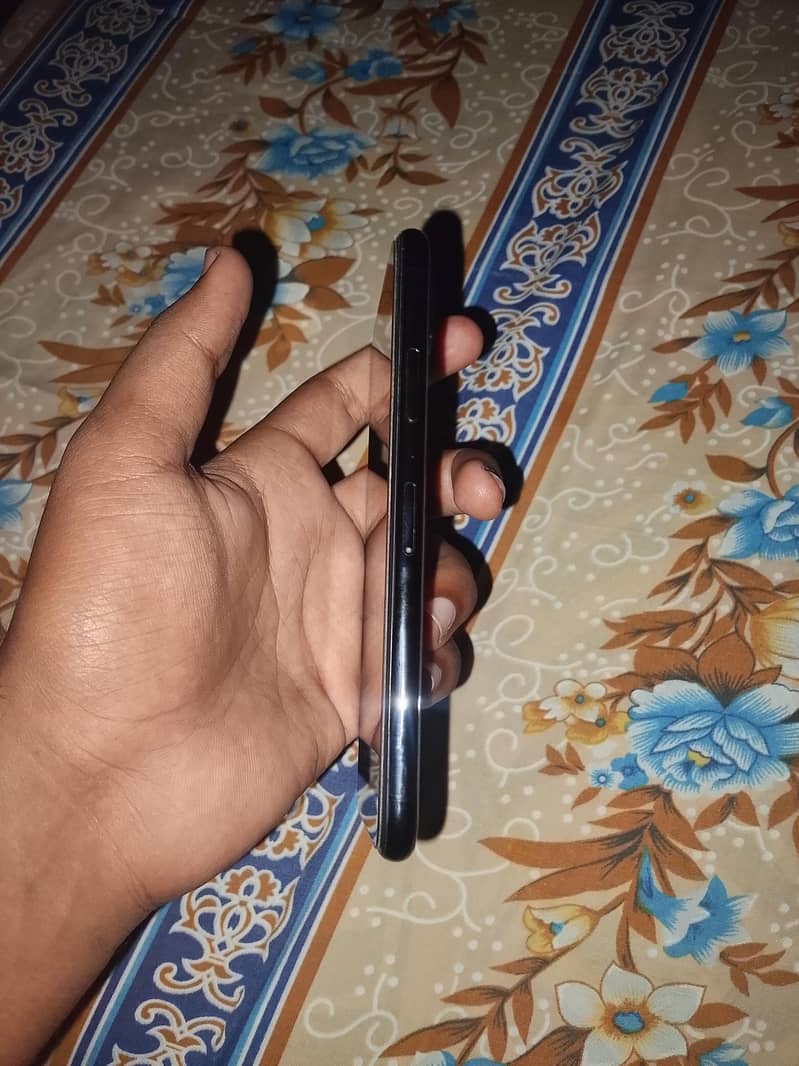 Apple iPhone X 3
