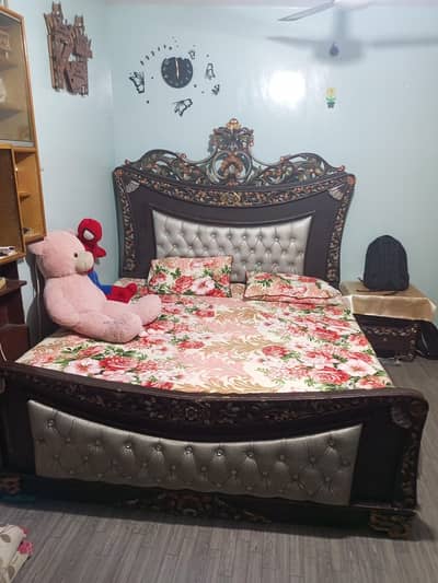 King size bed for sales