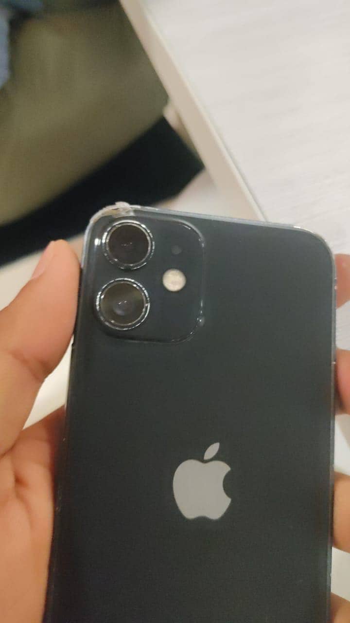 Apple iPhone 12 mini 1