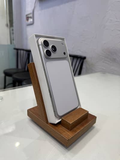iPhone 17 Pro Max 256GB Non PTA Factory Unlock