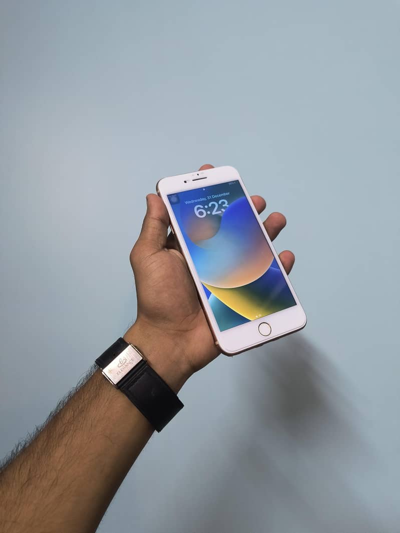 Apple iPhone 8 Plus 4