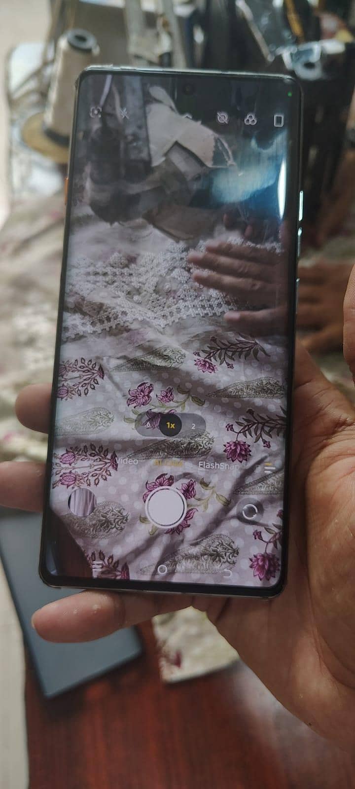 Tecno CAMON 40 Pro 4