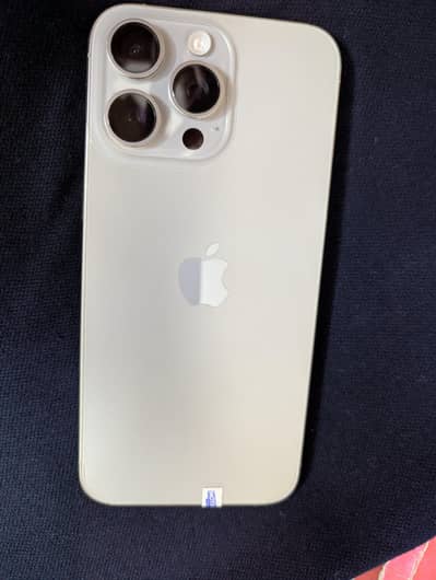 iphone 15 pro max natural color