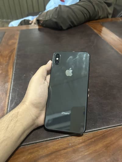 XS Max factory unlock 64gb