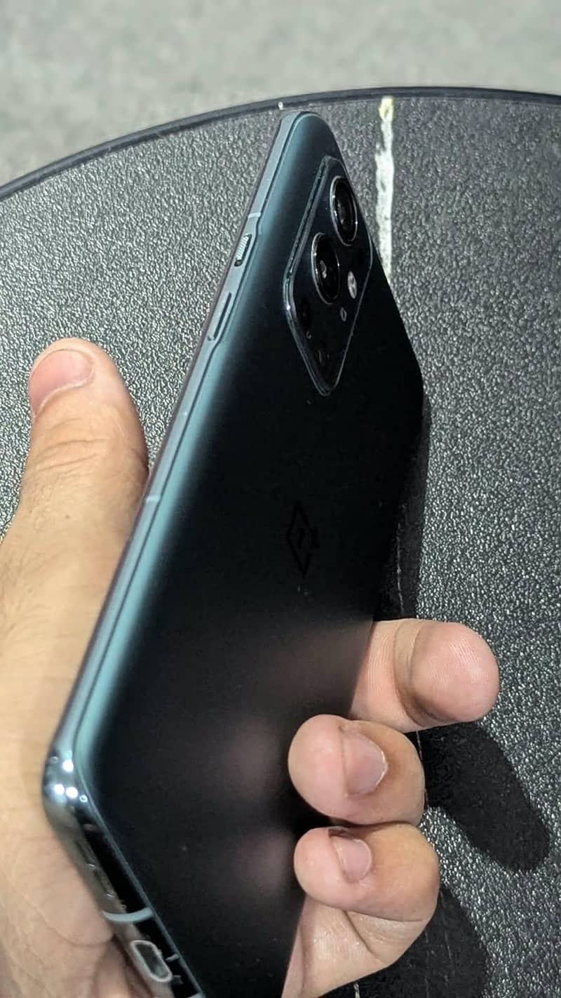 One Plus 9 pro 3