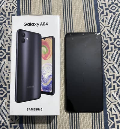 Samsung Mobile A04 4/64 Only screen demaged. 03096891611