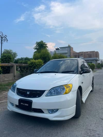 Honda Civic Oriel 2004