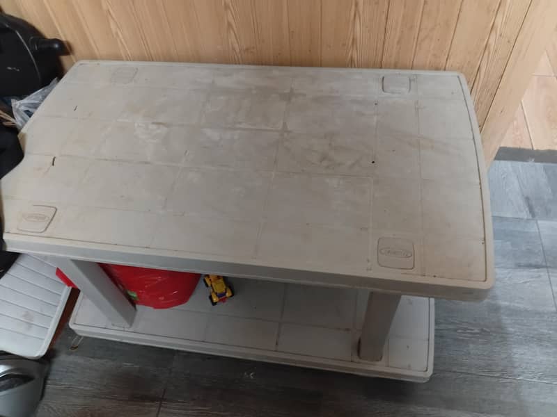 table/dinning table/plastic table 0