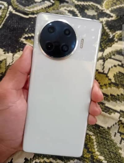 Tecno Spark 20 Pro Plus