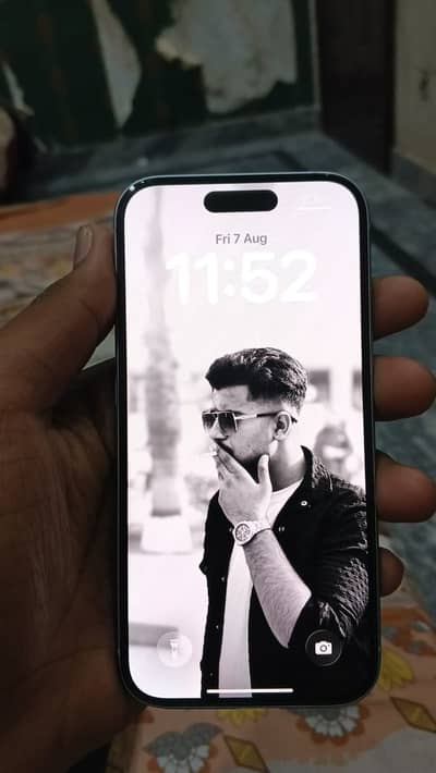 Apple iPhone 15