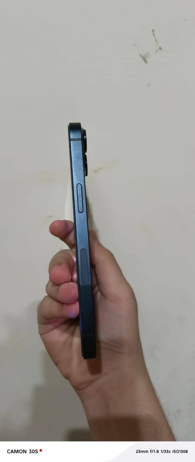 Apple iPhone 13 6