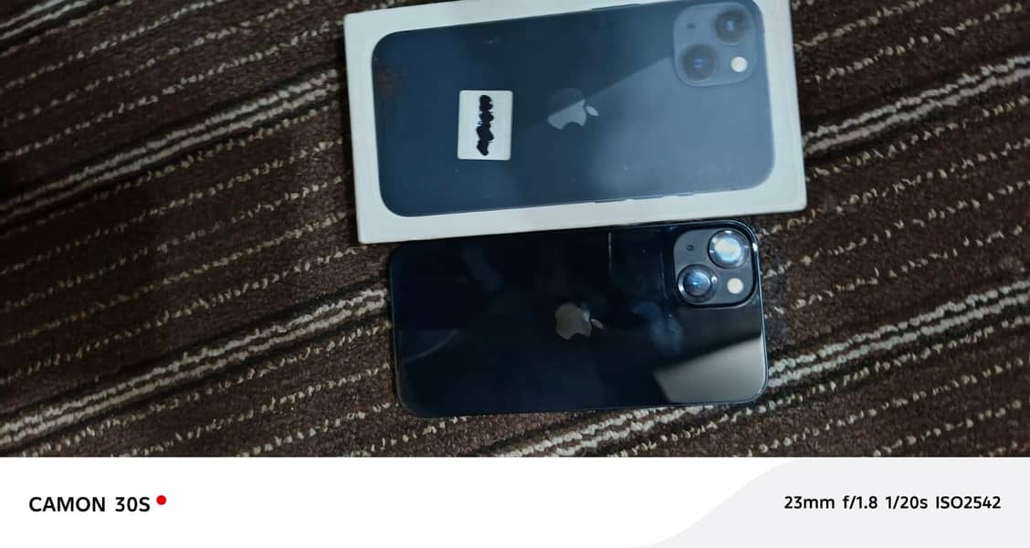 Apple iPhone 13 8