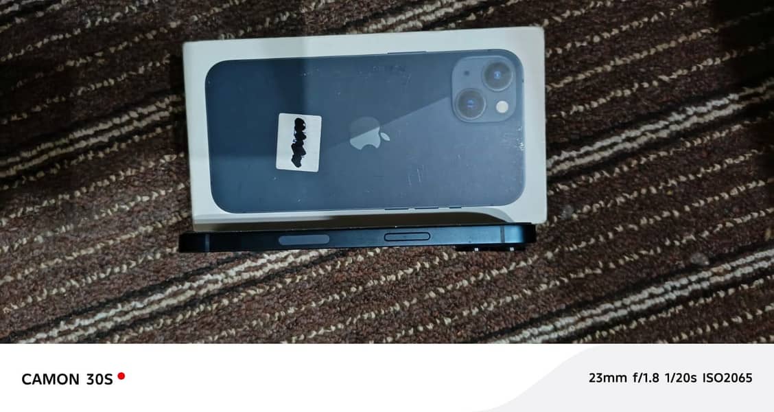 Apple iPhone 13 9