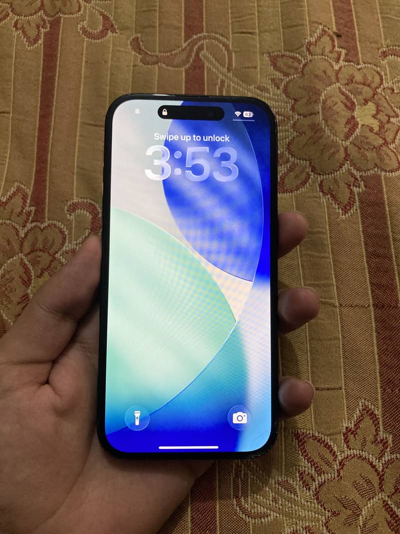 Apple iPhone 16 2