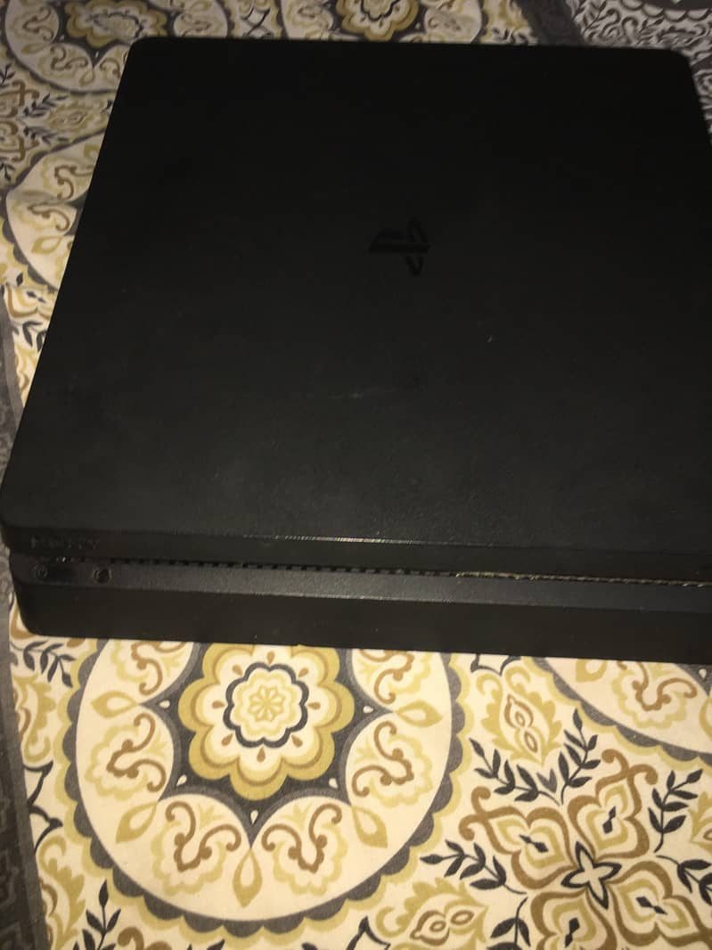 PS4 with box 2